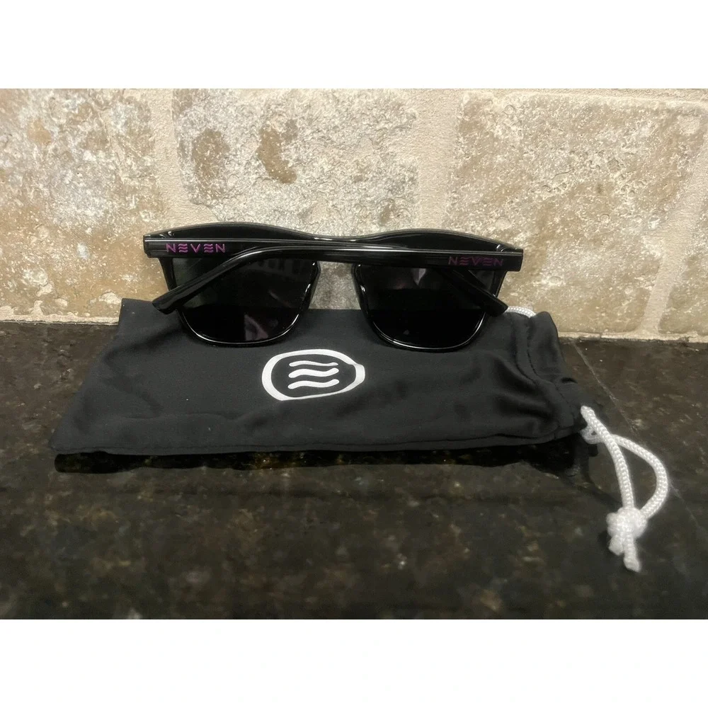 Neven Cambridge Violet‎ Polarized Sunglasses With Soft Pouch